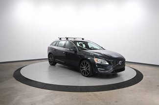 Used 2016 Volvo V60 T5 Premier w/ Convenience Package image 1