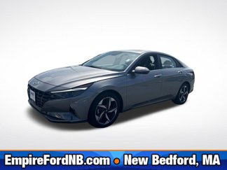 Used 2023 Hyundai Elantra Limited image 1