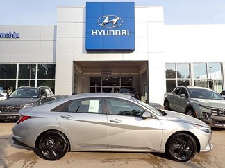 Certified 2022 Hyundai Elantra SEL w/ Convenience Package image 1