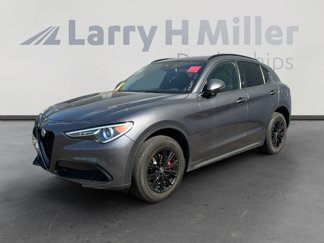 Used 2022 Alfa Romeo Stelvio Sprint image 1