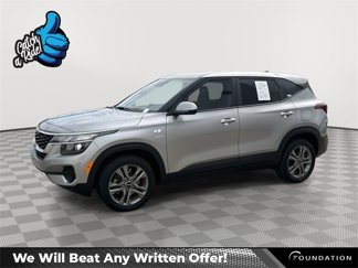 Certified 2022 Kia Seltos LX image 1