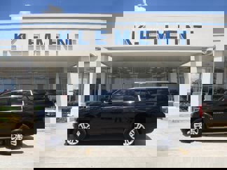 Used 2016 Chevrolet Suburban LT image 1
