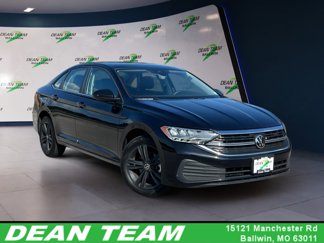 Used 2024 Volkswagen Jetta SE w/ Panoramic Sunroof Package image 1