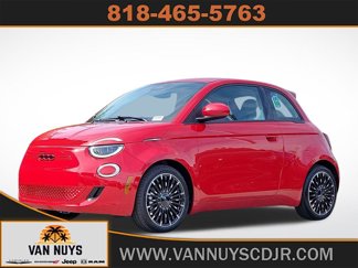 New 2024 FIAT 500 e (RED) image 1