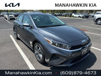 Used 2023 Kia Forte LXS image 1