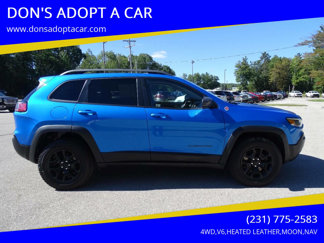 Used 2020 Jeep Cherokee Trailhawk image 1