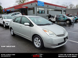 Used 2005 Toyota Prius w/ Pkg 4 image 1