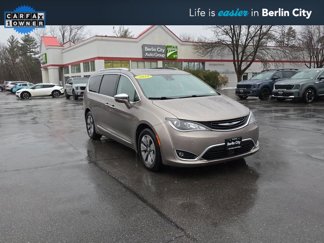 Used 2018 Chrysler Pacifica Limited w/ Advanced Safetytec Group image 1