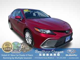 Used 2022 Toyota Camry LE image 1