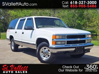 Used 1999 Chevrolet Suburban 2500 w/ Preferred Equipment Group 3 image 1
