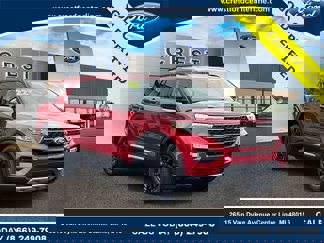Certified 2022 Ford Explorer XLT w/ Equipment Group 202A image 1
