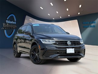 Certified 2024 Volkswagen Tiguan SE R-Line image 1