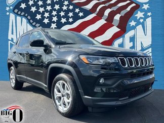 New 2025 Jeep Compass Latitude image 1