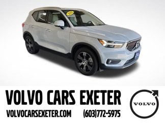 Used 2022 Volvo XC40 T5 Inscription w/ Advanced Package image 1