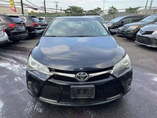 Used 2015 Toyota Camry XSE image 1