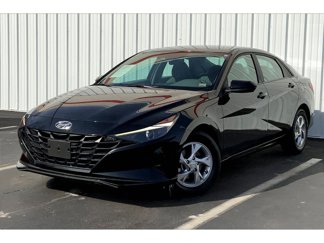 Used 2023 Hyundai Elantra SE w/ Preferred Accessory Package image 1