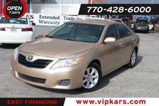 Used 2011 Toyota Camry LE image 1