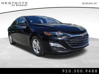 Used 2022 Chevrolet Malibu LT image 1