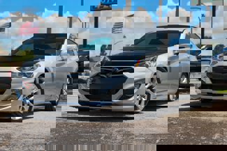 Used 2015 Hyundai Genesis 3.8 image 1