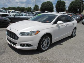 Used 2016 Ford Fusion SE image 1