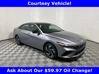 Used 2025 Hyundai Elantra Sport image 1