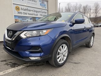 Used 2021 Nissan Rogue Sport SV image 1