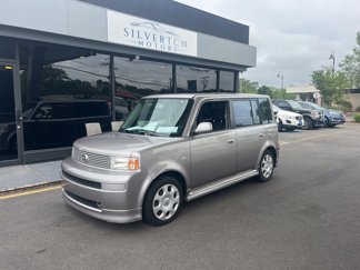 Used 2005 Scion xB image 1