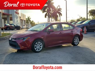 Used 2022 Toyota Corolla LE image 1