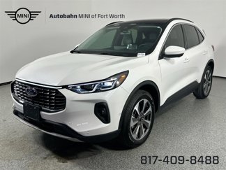 Used 2024 Ford Escape Platinum w/ Premium Technology Package image 1