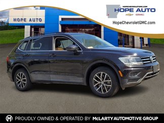 Used 2019 Volkswagen Tiguan SE w/ Panoramic Sunroof Package image 1