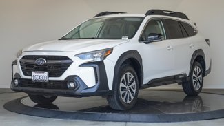 Used 2023 Subaru Outback Premium image 1