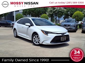 Used 2022 Toyota Corolla LE image 1