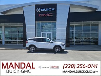 Used 2023 GMC Terrain SLT image 1
