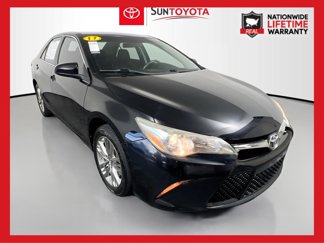 Used 2017 Toyota Camry SE image 1