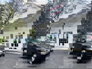 Used 1998 Ford Escort image 1