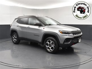 Used 2022 Jeep Compass Trailhawk w/ Trailhawk Elite Group image 1