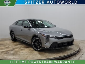 New 2025 Kia K4 GT-Line image 1