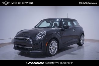 Used 2024 MINI Cooper SE image 1
