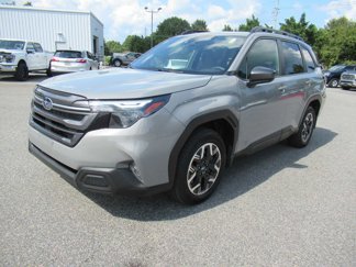 Used 2025 Subaru Forester Premium image 1
