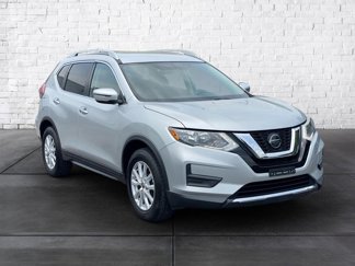 Used 2018 Nissan Rogue SV image 1