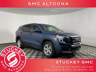 Used 2024 GMC Terrain SLE image 1
