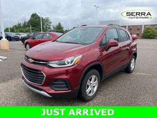 Certified 2022 Chevrolet Trax LT w/ LT Convenience Package image 1