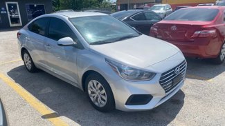 Used 2019 Hyundai Accent SE image 1