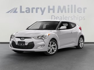 Used 2016 Hyundai Veloster image 1