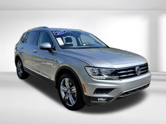 Used 2021 Volkswagen Tiguan SEL image 1