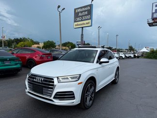 Used 2018 Audi SQ5 Premium Plus w/ Navigation Package image 1