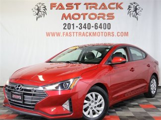 Used 2020 Hyundai Elantra SE image 1
