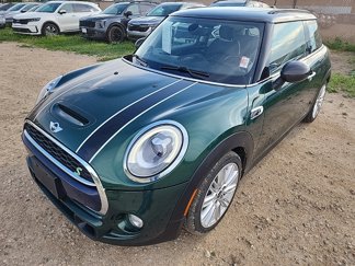 Used 2018 MINI Cooper S image 1