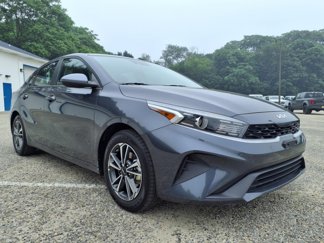 Used 2023 Kia Forte LXS image 1