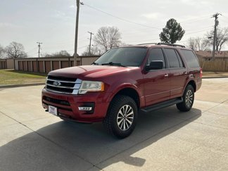 Used 2015 Ford Expedition XLT image 1